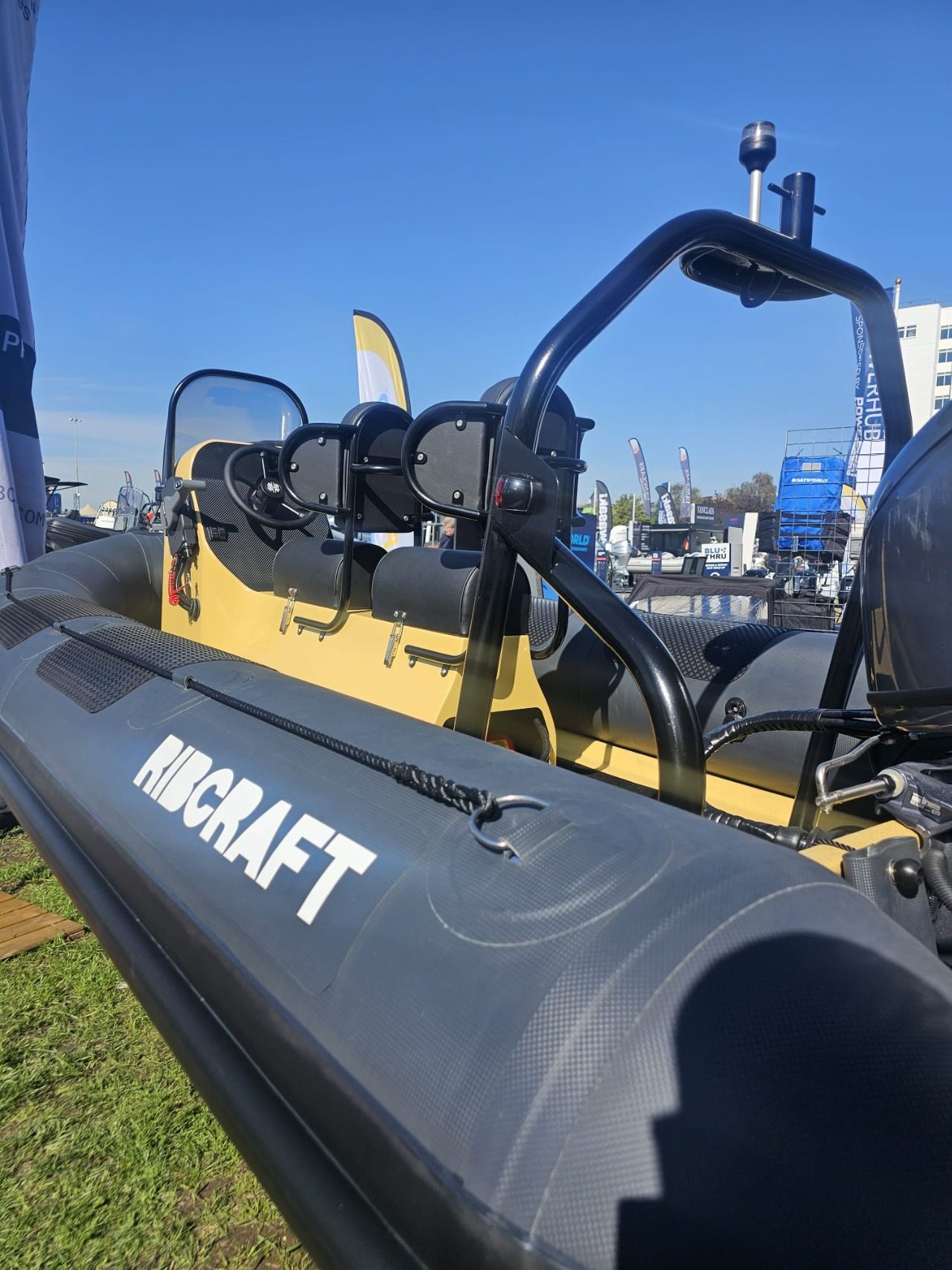 RIBCRAFT R480 4.8M RIB