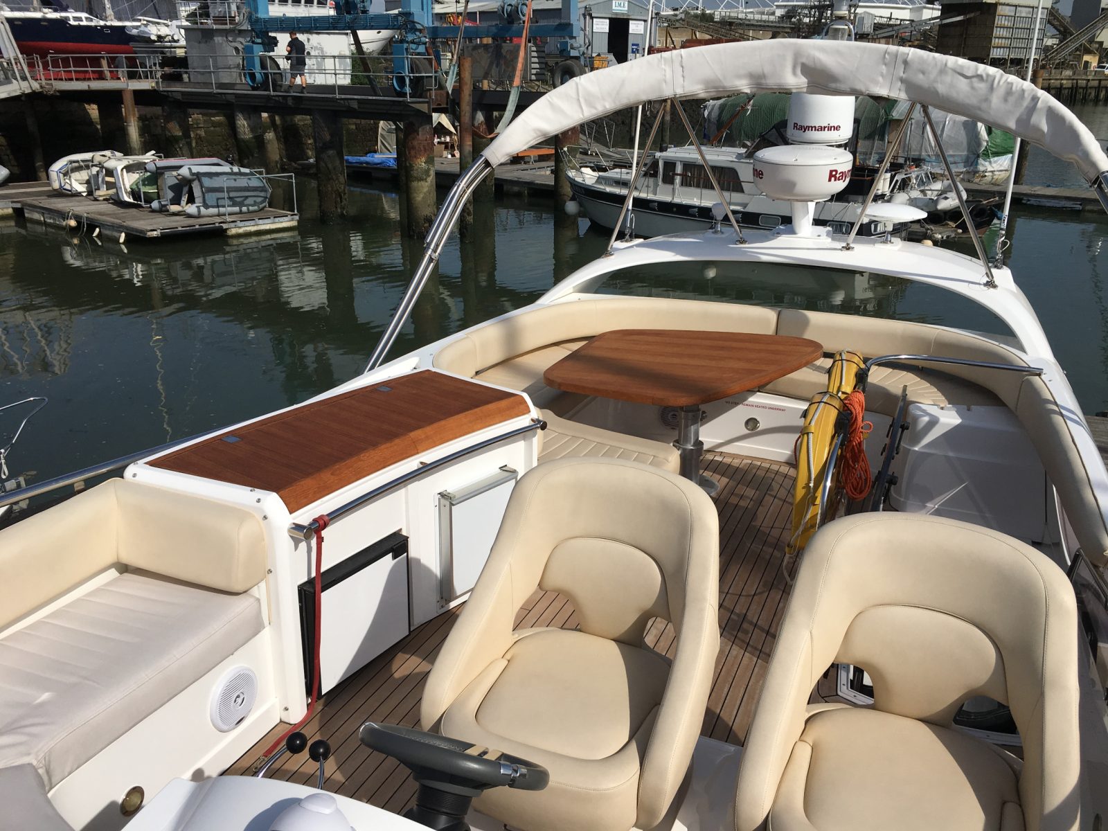 Fairline Phantom 48